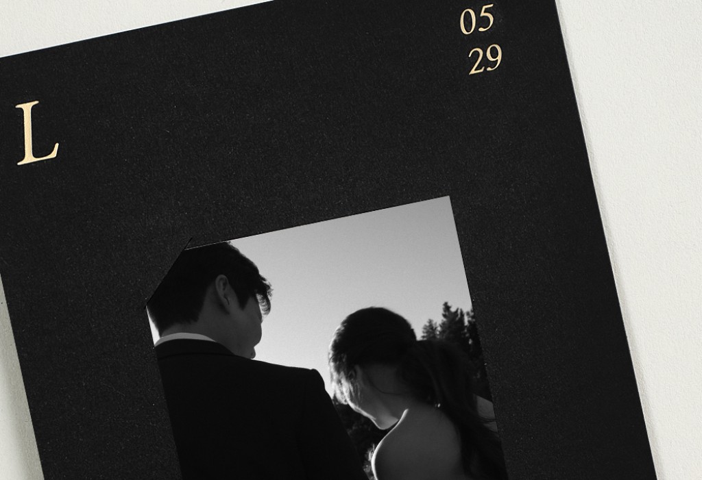 골든 블랙 청첩장 미리보기 2